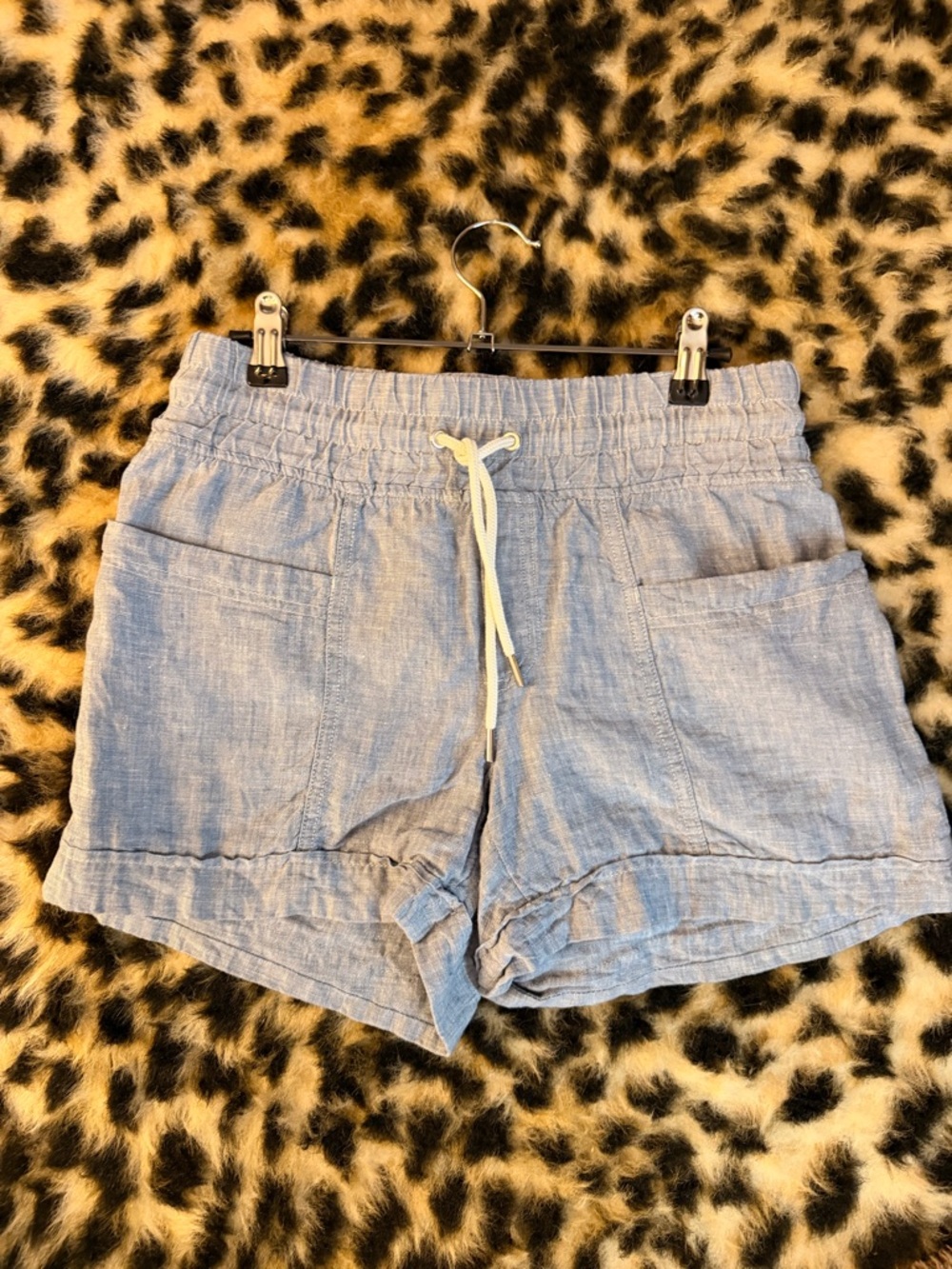 Athleta Light Blue Women's Drawstring Linen-Blend Shorts